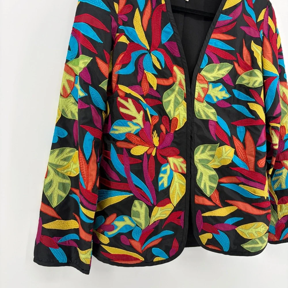Chicos Silk Embroidered Floral Applique Jacket Black Multicolor SZ 0 /‎ US Small